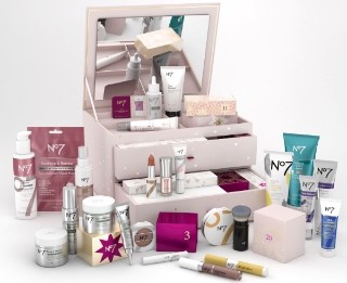 Available NOW 200 of beauty skincare for 55 via Boots No7