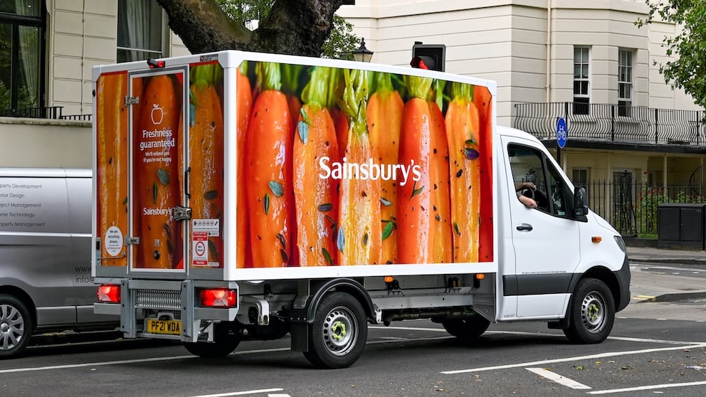 Sainsbury's takes fight against Tesco Price Promise ads to judicial review, J Sainsbury